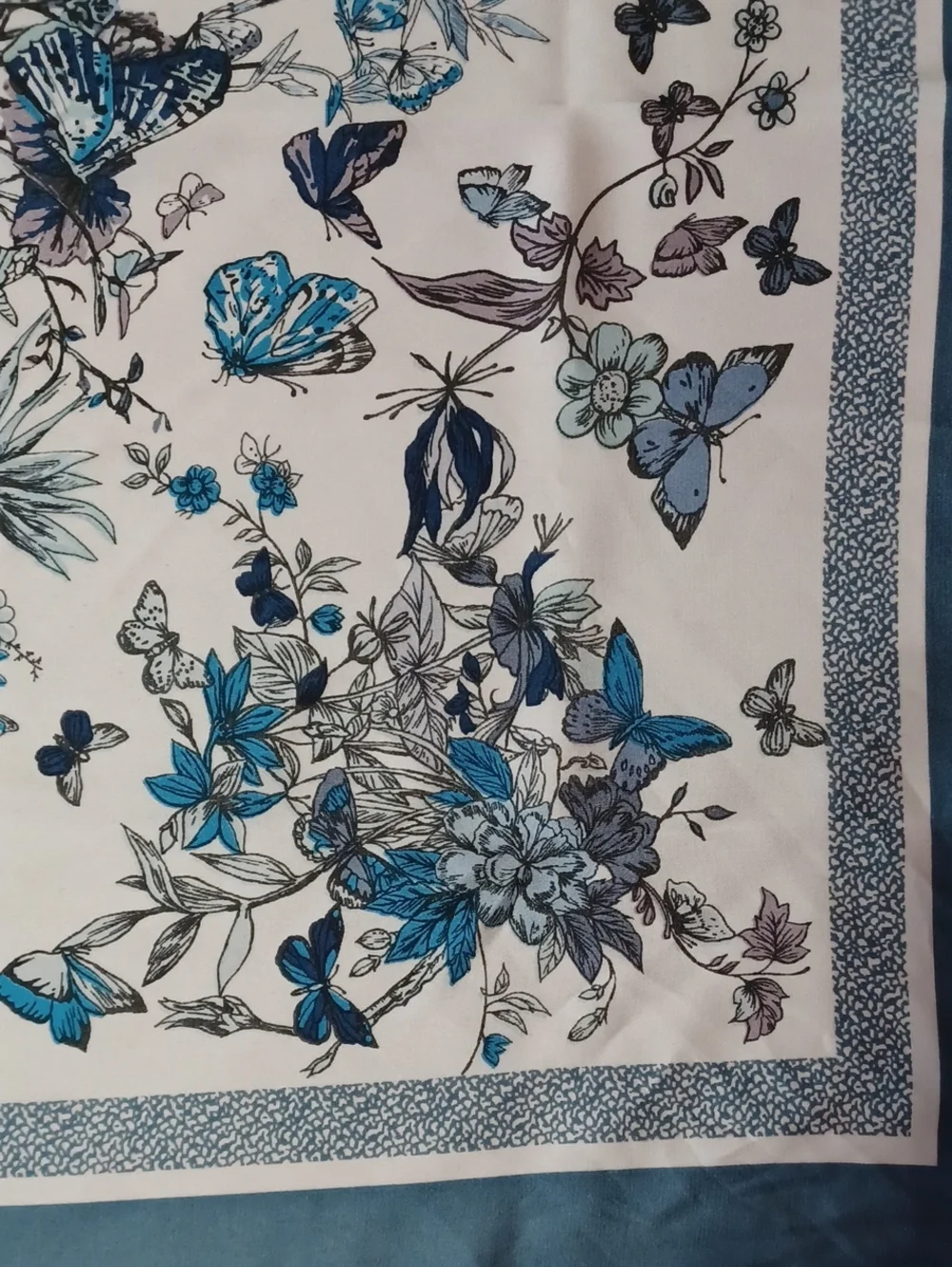 Floral and Butterfly Print Satin Square Scarf Blue White Cottagecore Boho 27×27